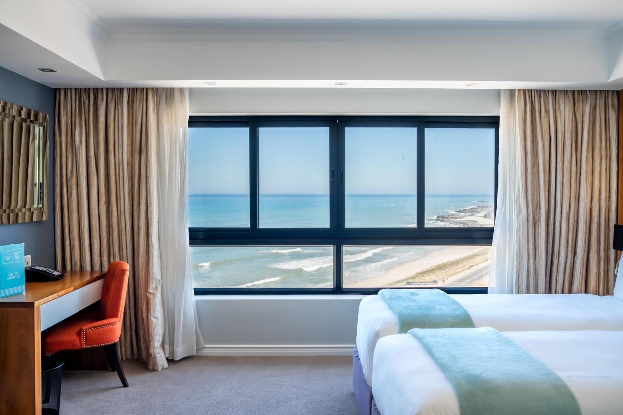 Blaauwberg Beach Hotel Bloubergstrand Exteriér fotografie