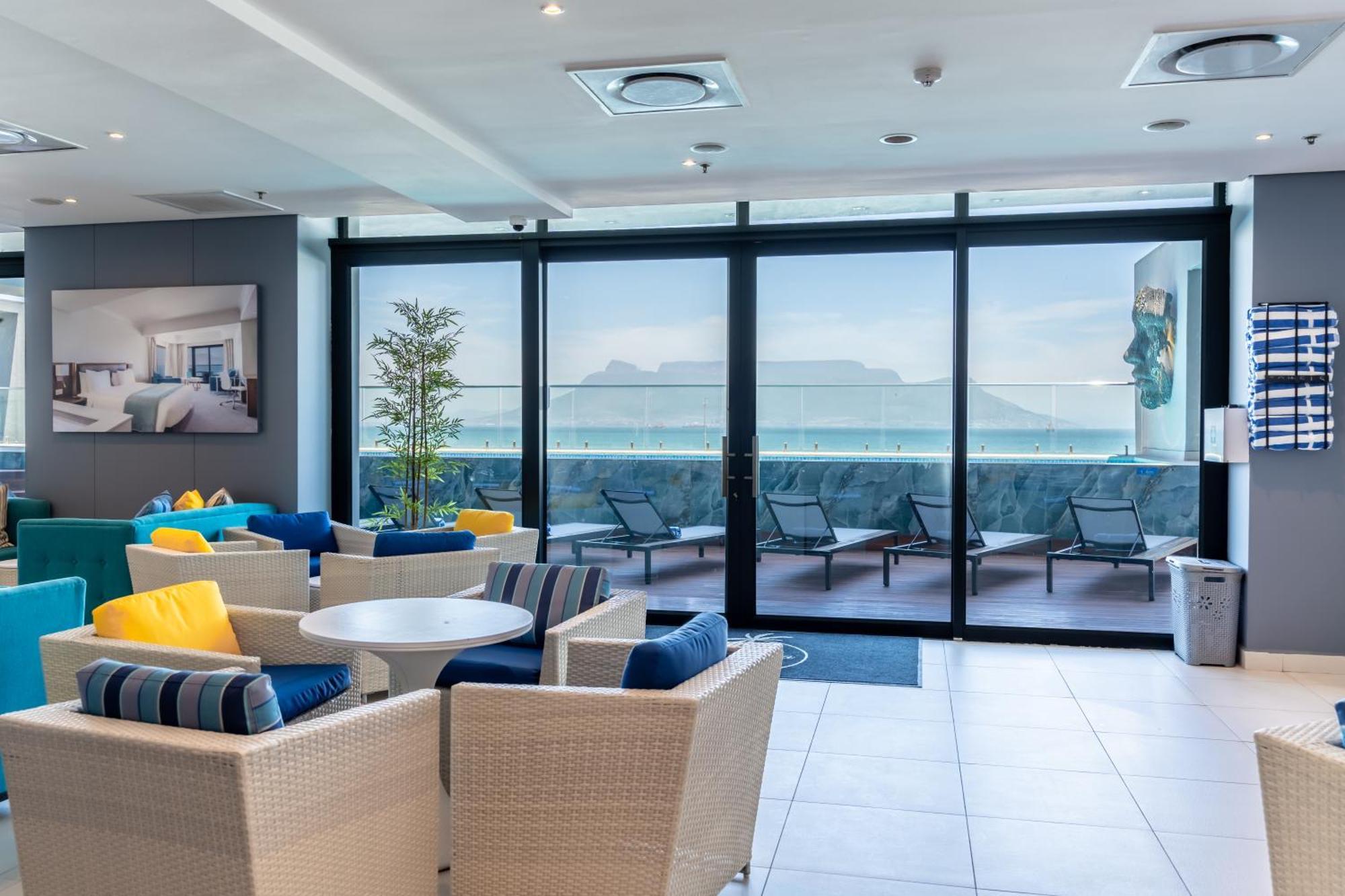 Blaauwberg Beach Hotel Bloubergstrand Exteriér fotografie