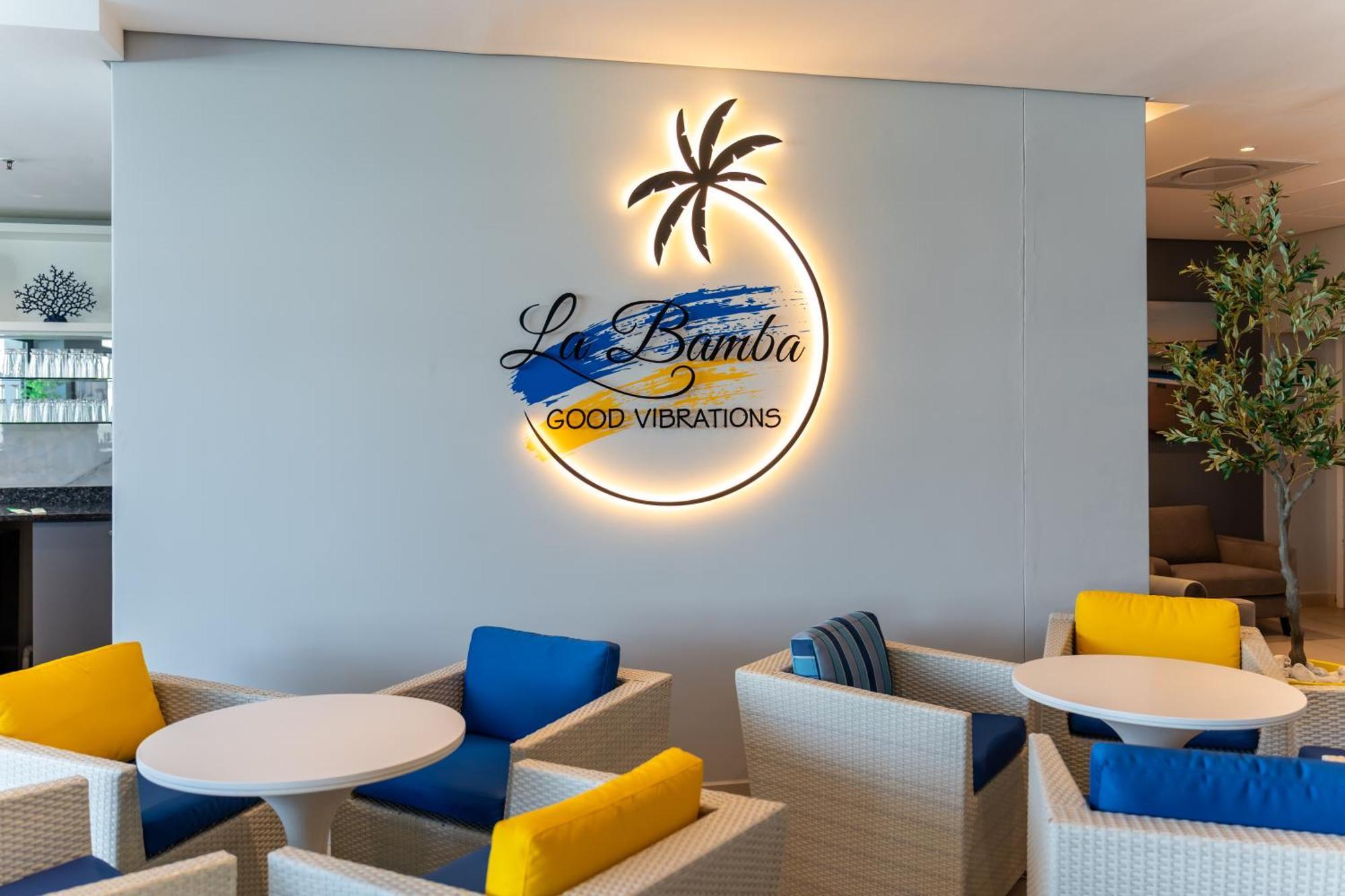 Blaauwberg Beach Hotel Bloubergstrand Exteriér fotografie